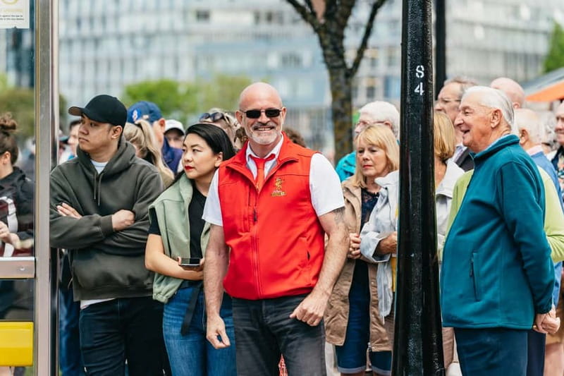 Liverpool: City & Beatles Tour with Live Guide & Live Music - What the city tour adds