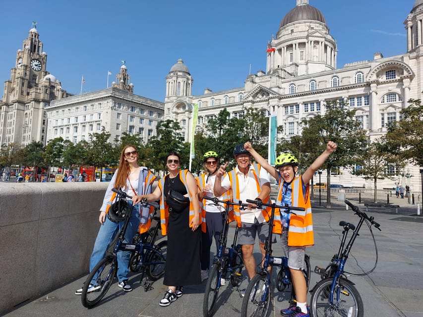 Liverpool: City Centre Highlights Tour on eBikes - St George’s Hall, the Walker, and the World Museum