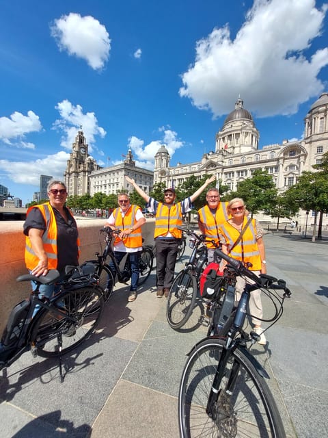 Liverpool: City Centre Highlights Tour on eBikes - What the guide adds to the experience