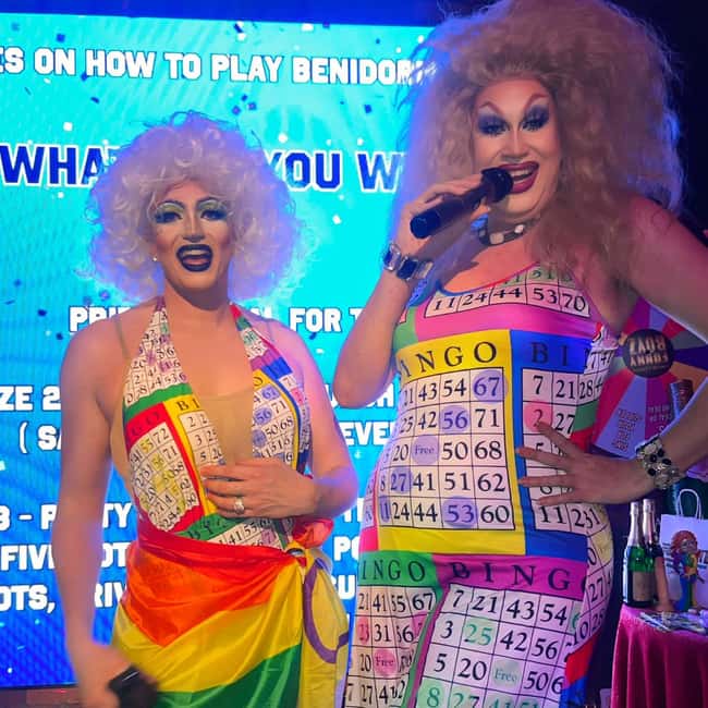 Liverpool: FunnyBoyz Benidorm Bingo Cabaret Show - The first hour: fizz, popcorn, and getting involved