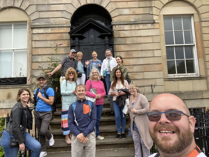 Liverpool: Guided City Walking Tour - Finishing at the Queen Victoria Monument