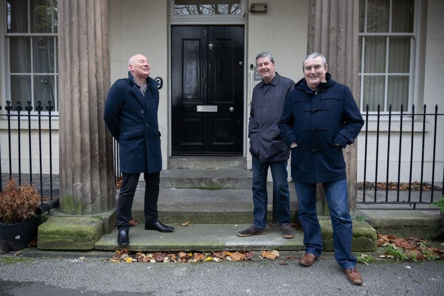 Liverpool: Music Icons Tour with 90s band 'The Farm' - Walking Liverpool with a member of The Farm