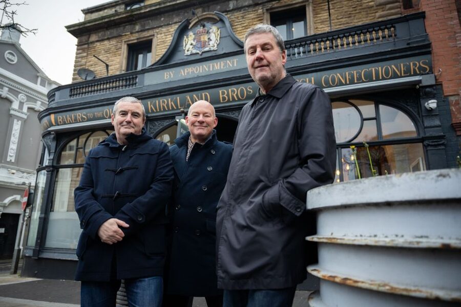 Liverpool: Music Icons Tour with 90s band 'The Farm' - Seeing the first UK superclub