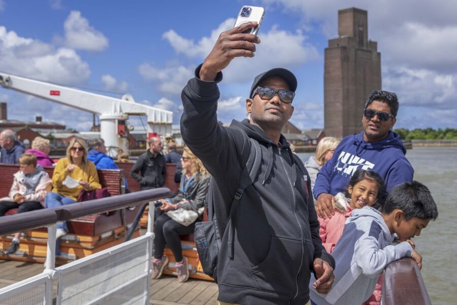 Liverpool: River Cruise and Hop-On Hop-Off Bus Tour - How to use the two-day ticket well