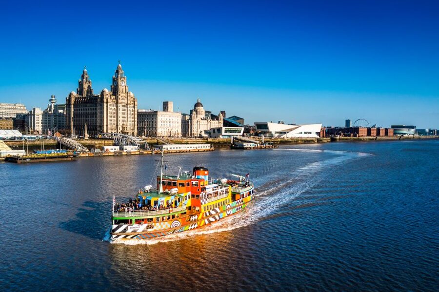 Liverpool: Sightseeing River Cruise on the Mersey River - The Royal Albert Dock from the river