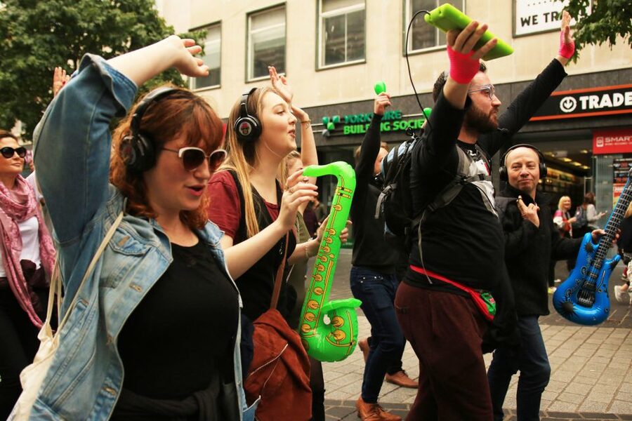 Liverpool: Silent Disco Adventure Tour - Liverpool becomes your dance floor