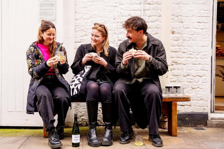 Local Foodie Adventure in London: 10+dishes, drinks and more - British flavors meet India and the wider world