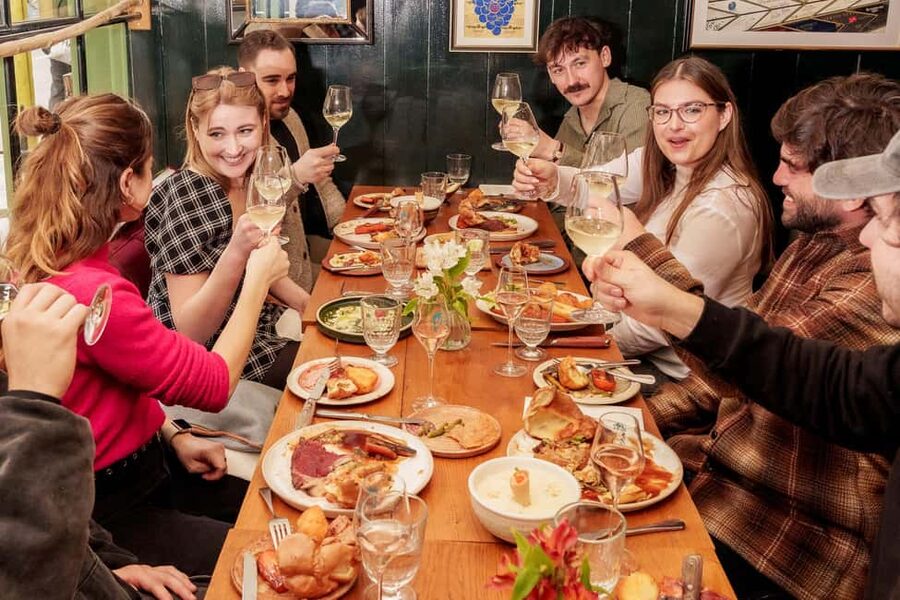 Local Foodie Adventure in London: 10+dishes, drinks and more - Five restaurants, eight or more tastes