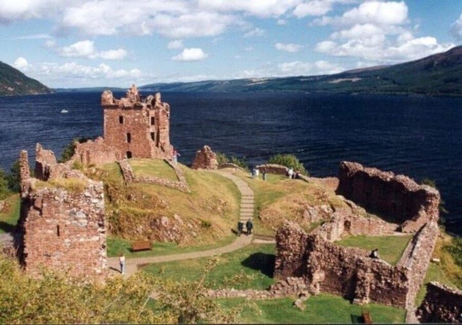 Loch Ness,Cawdor Castle,Outlander Sites &More from Inverness - Culloden Battlefield: starting with Scotland’s turning point