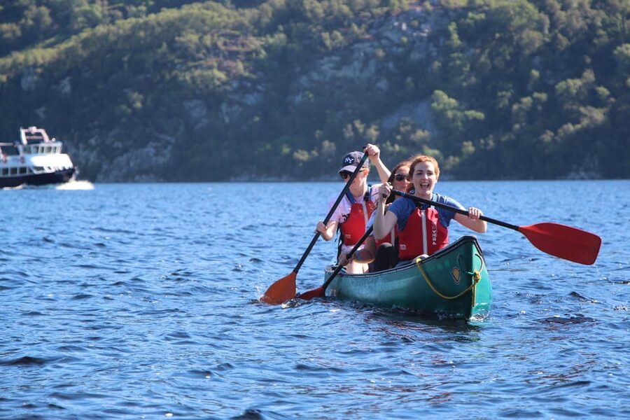 Loch Ness, Family-Friendly, 1-Hour Discovery Canoe Tour - Paddling along Loch Ness for one hour