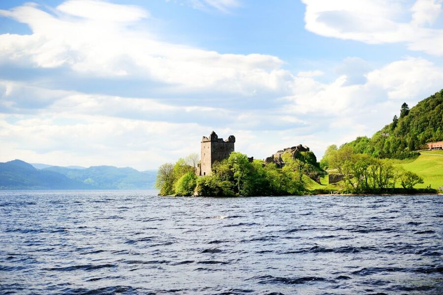 Loch Ness: Urquhart Castle Round-Trip Cruise - What the $30 price really buys you