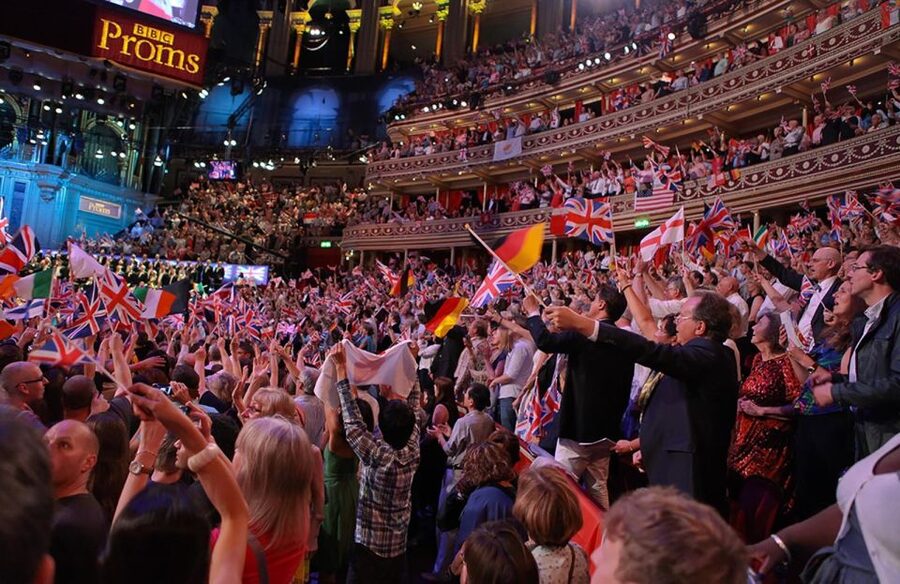 London: 1-Hour Guided Tour of the Royal Albert Hall - Handheld Screens Add Useful Context