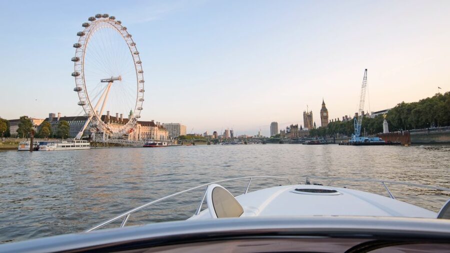 London: 2 hour private luxury yacht hire on the River Thames - Setting off from Imperial Wharf Marina