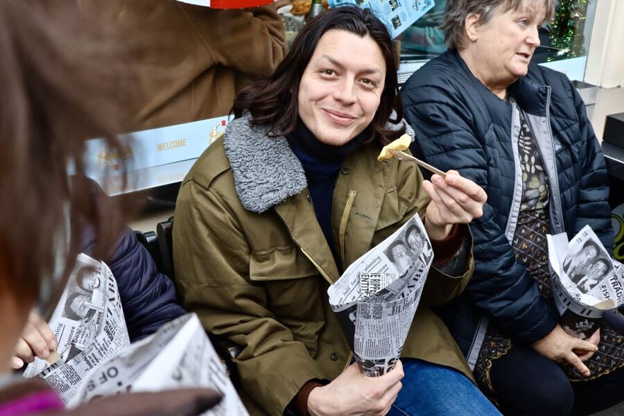 London: 3.5-Hour Shoreditch Street Food Tour - Ghanaian cocoa truffles and a choice of sweets