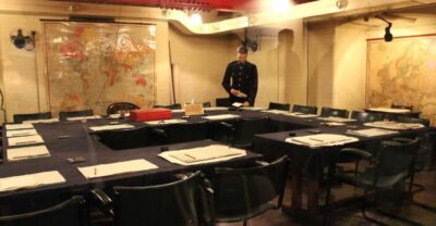 30 Top Sights and Churchill War Rooms Tour