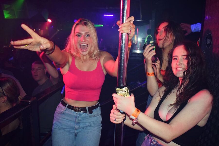 London: 4 Soho Nightclubs Crawl - What the hosts add to the evening