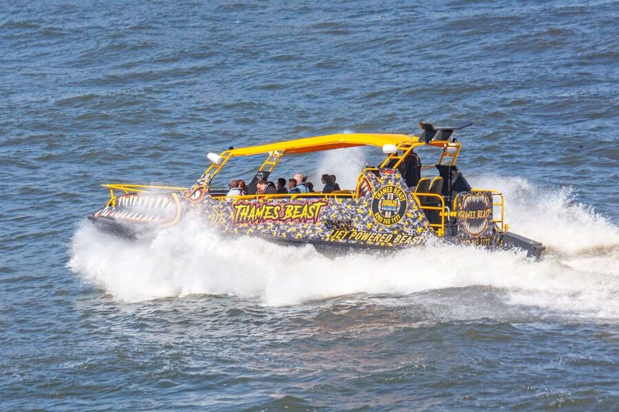 London: 40-Minute Thames Beast Jetboat Tour - The mechanical issue and backup plan