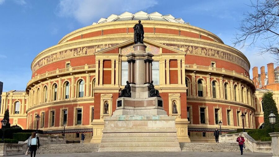 London: 5-Hour Private Tour with Pickup - Harrods, Royal Albert Hall, and Hyde Park
