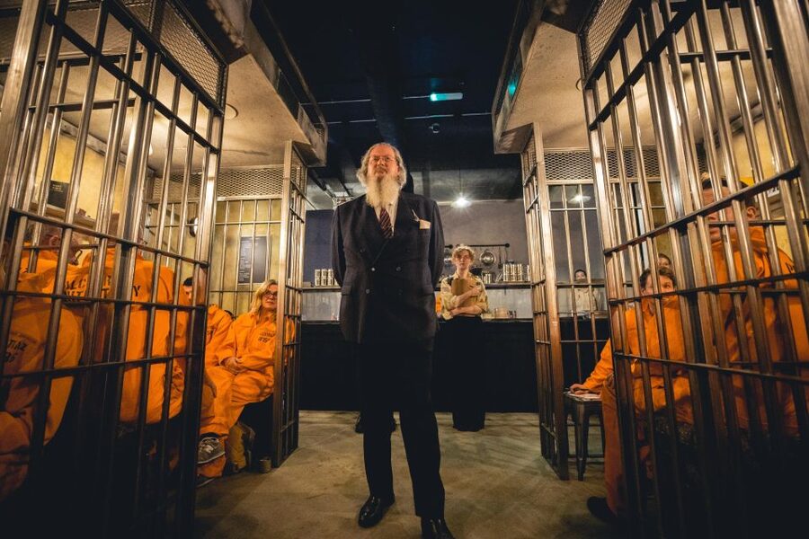 London: Alcotraz Immersive Prison Cocktail Experience Ticket - Alcotraz London is a cocktail bar with a plot