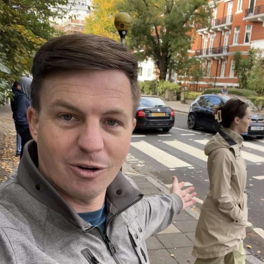 London: Beatles and Abbey Road Tour with Richard Porter - John Lennon, the bigger than Jesus interview, and a 1966 controversy