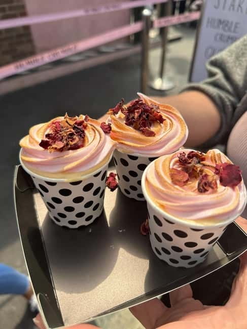 London: Borough Market Food Tour with Local Guide - Borough Market is the main event