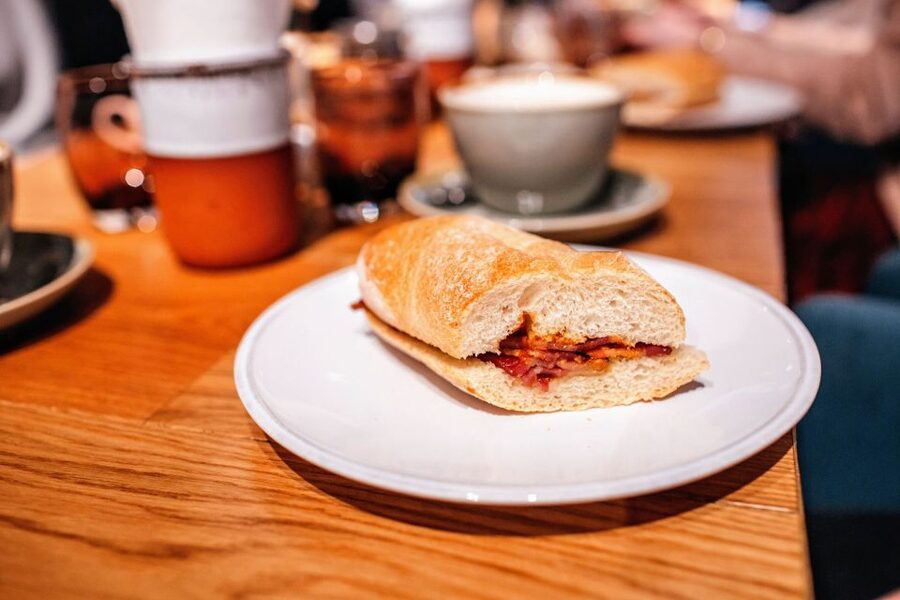 London: Borough Market Food Tour with Local Guide - Wine, cheese, and two final pairings