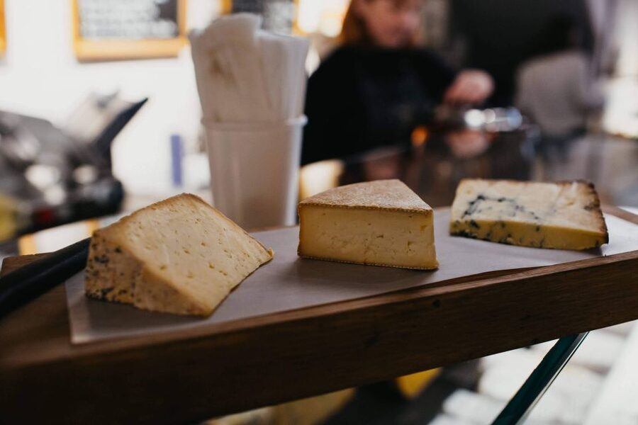 London: Borough Market Food Tour with Local Guide - What the $113.15 price buys you