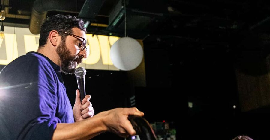 London: Bottomless Brunch Comedy - The Ding Dong Gong Show - Starting at 1pm with pizza and drinks
