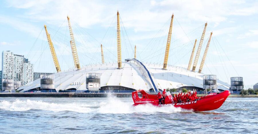 London: Break the Barrier Speed Boat Ride - The O2 and the return run