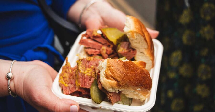 London: Brick Lane, Shoreditch & Spitalfields Food Tour - What the guide adds to the food