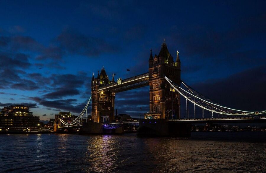 London Bridges Night Time Light Private Tour - Tower Bridge brings the biggest visual moment