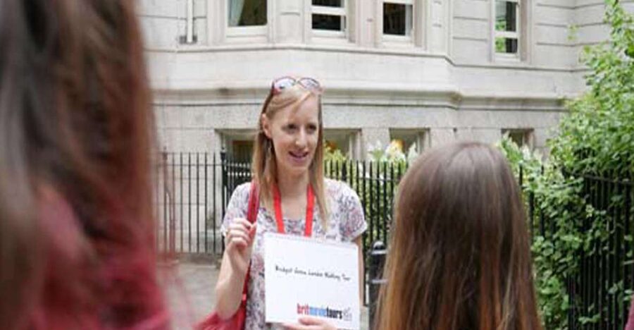 London: Bridget Jones 2–Hour Walking Tour - Key points at a glance