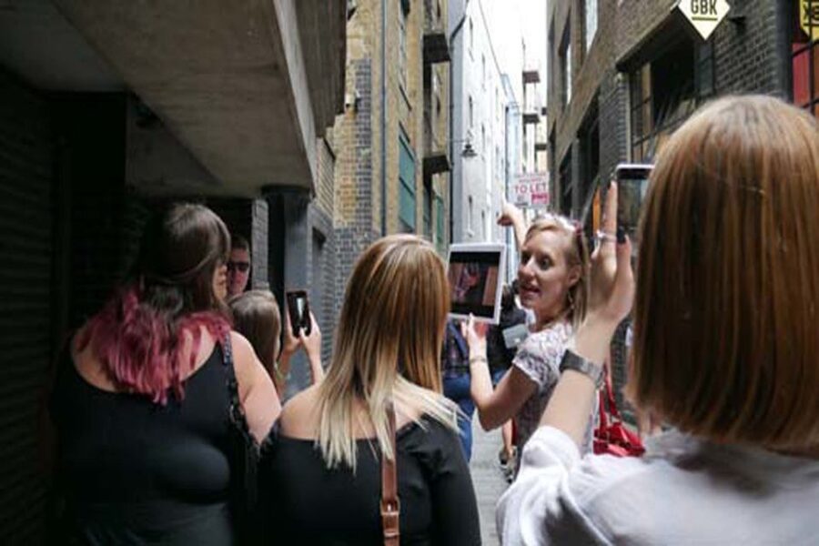 London: Bridget Jones 2–Hour Walking Tour - Is $24 good value?