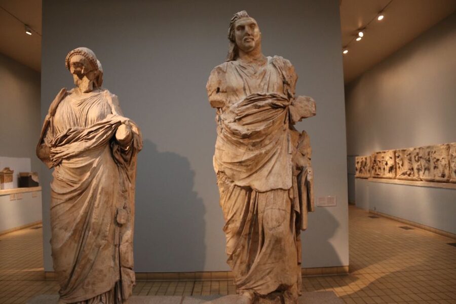 London: British Museum Archaeology Course and Guided Tour - How archaeologists date objects and reconstruct the past