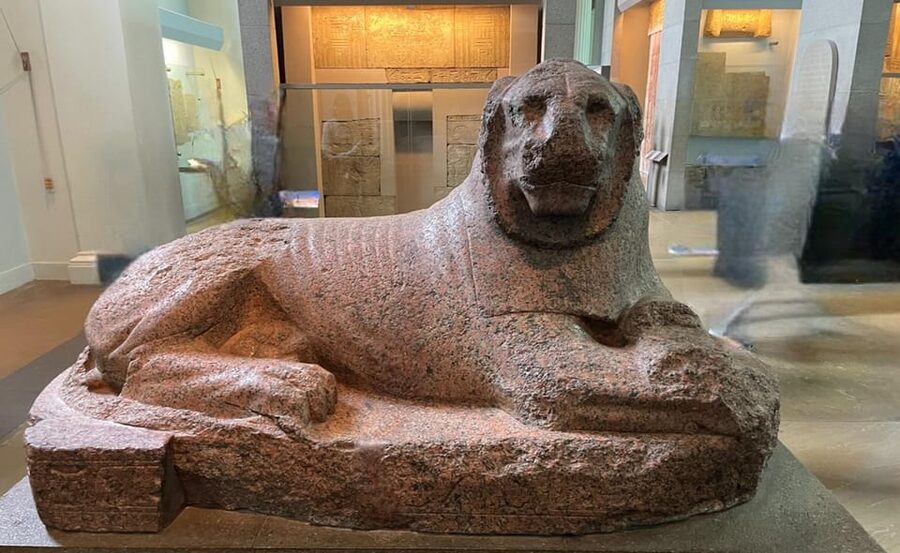 London: British Museum Audio Tour & Priority Entrance Ticket - Greek and Roman rooms: famous sculpture with plenty to absorb