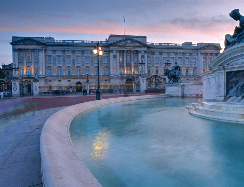London: Buckingham Palace and Royal London Walking Tour - Entering Buckingham Palace at 12:30 PM