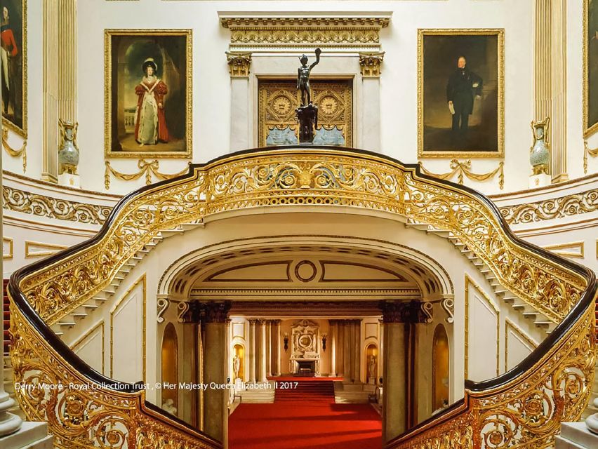 London: Buckingham Palace Entry & Changing of the Guard Tour - Who should book this experience?