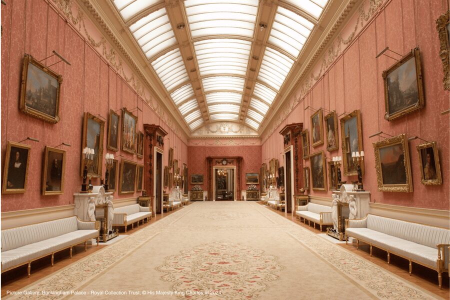 London: Buckingham Palace State Rooms & Royal Walking Tour - Entering Buckingham Palace’s State Rooms