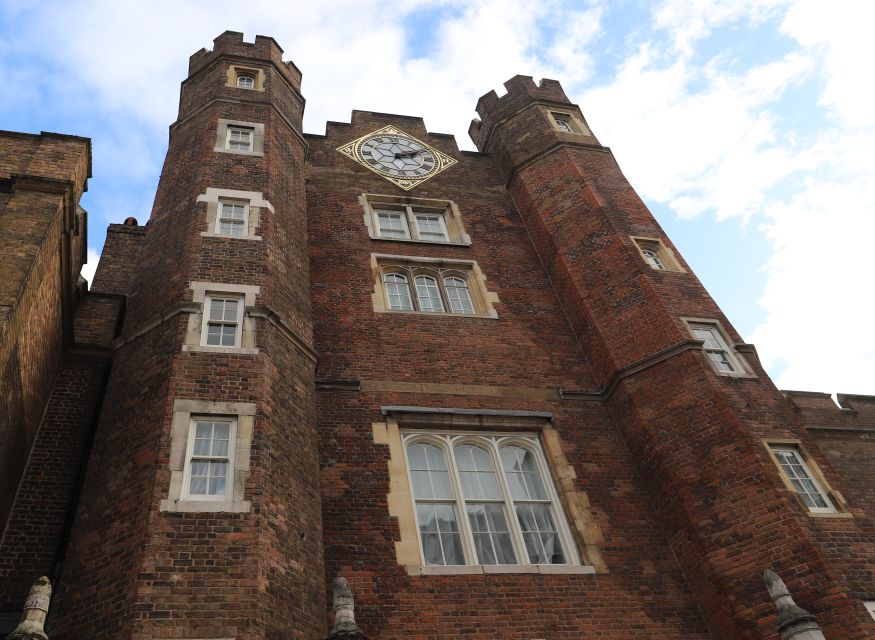 London: Buckingham Palace Walk & Tea at Kensington Palace - St James’s Palace and the quiet side of aristocratic London