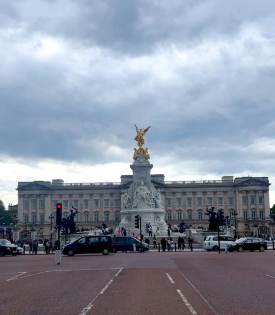 London: Buckingham Palace & Westminster Guided Walking Tour - Buckingham Palace and St James’s Palace