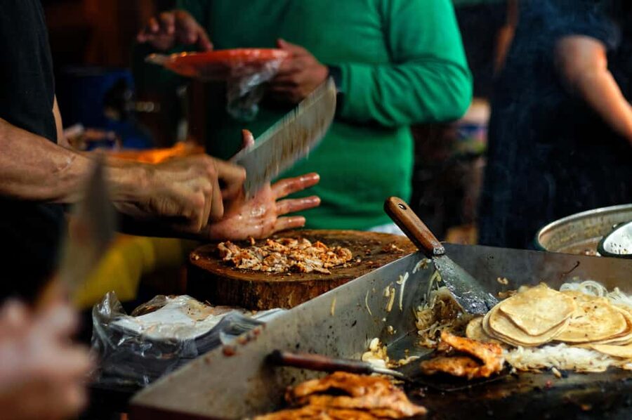 London: Camden Market Guided Walking Food Tour - Meeting at The World’s End