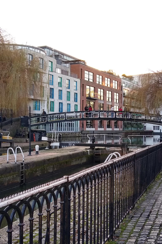 London: Camden Rock and Roll Music Walking Tour - Amy Winehouse’s former flat