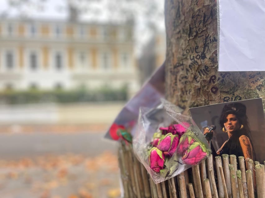London: Camden Town Amy Winehouse Tour - Meeting at Chalk Farm and getting started