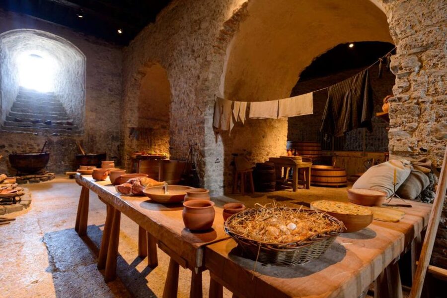 London: Canterbury Cathedral, Dover Castle, and White Cliffs - How to use your free time well