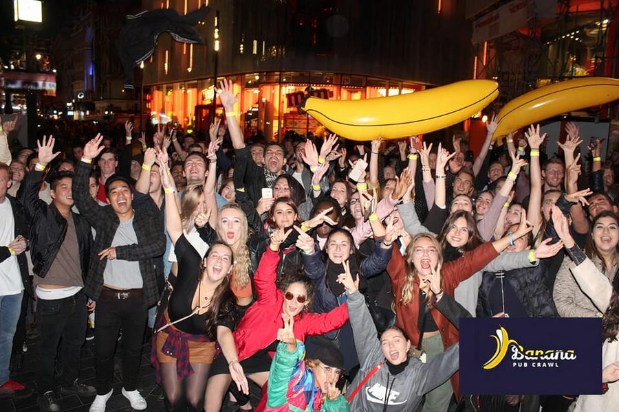 London : Central London Bar Crawl with discounts on drinks - The first local bar, about 55 minutes