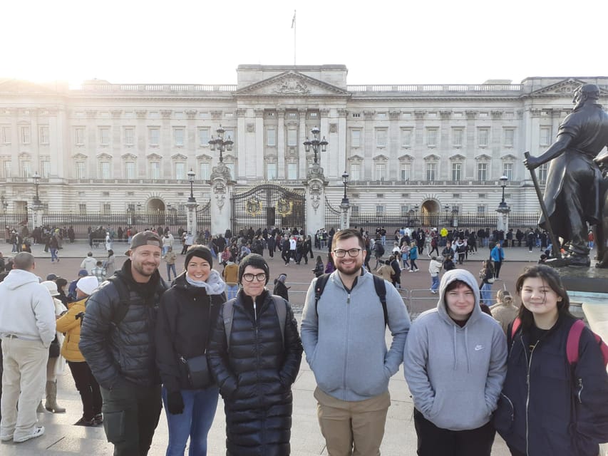 London: Central London Outdoor Tour - Starting at Diana’s fountain in Green Park