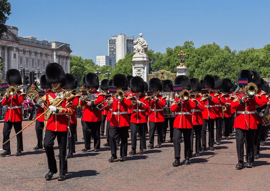 London: Changing of the Guard and Royal Palaces Walking Tour - Why the Changing of the Guard anchors the walk