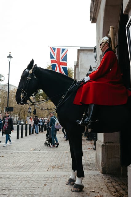London: Changing of the Guard Experience and Landmarks Tour - The Women of World War II Memorial and Downing Street Area