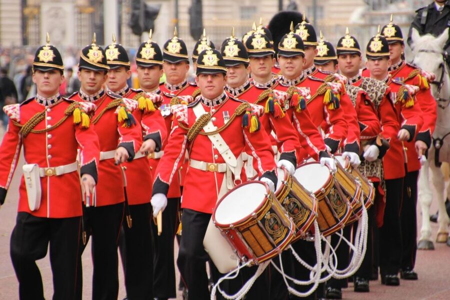 London: Changing of the Guard Private Group or Family Tour - Should You Book the Changing of the Guard Tour?