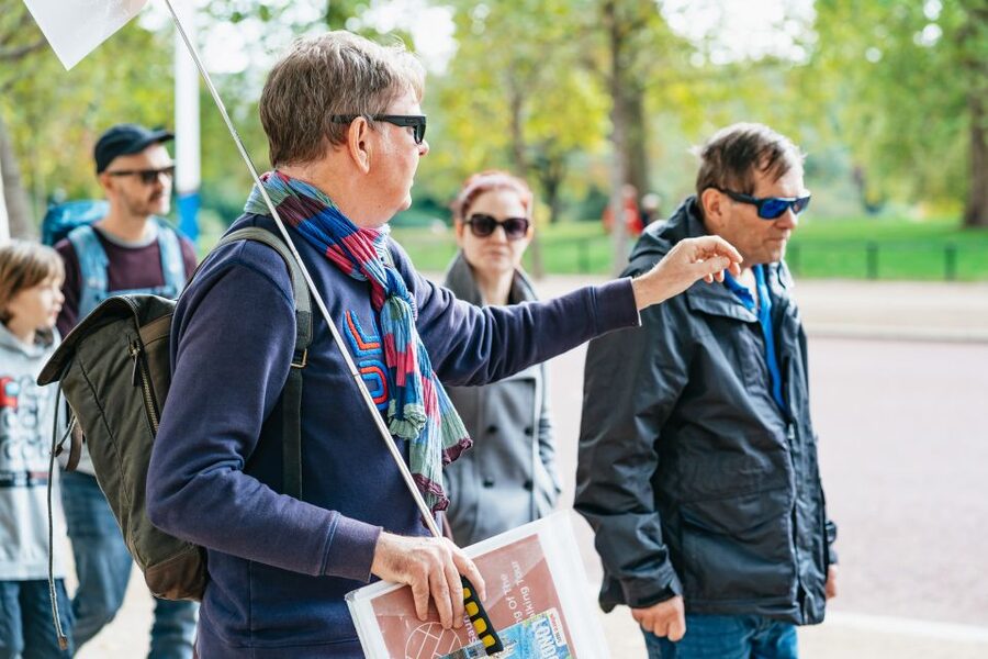London: Changing of The Guard Tour - Why this tour beats waiting at the palace gates